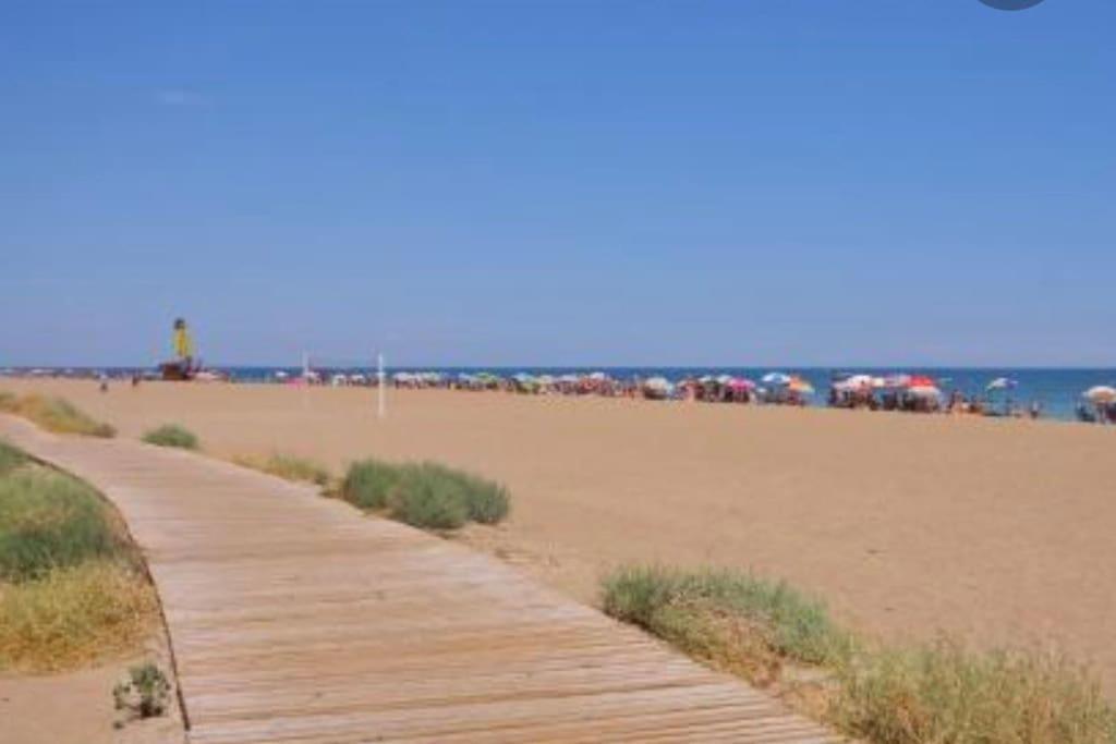 Apartamento En Primera Linea De Playa Dénia Buitenkant foto
